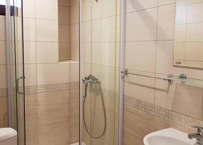 Nikoli 3* Νεσέμπαρ