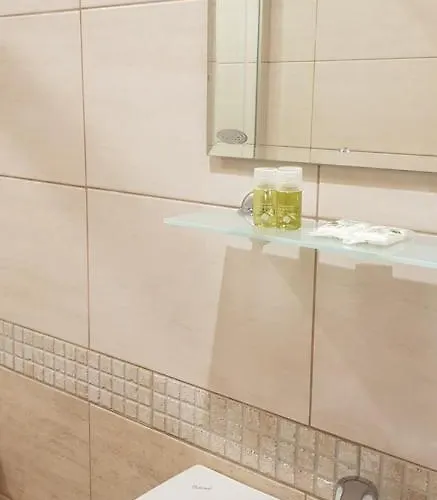 Nikoli Νεσέμπαρ