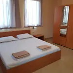 Nikoli Casa de hóspedes 3*