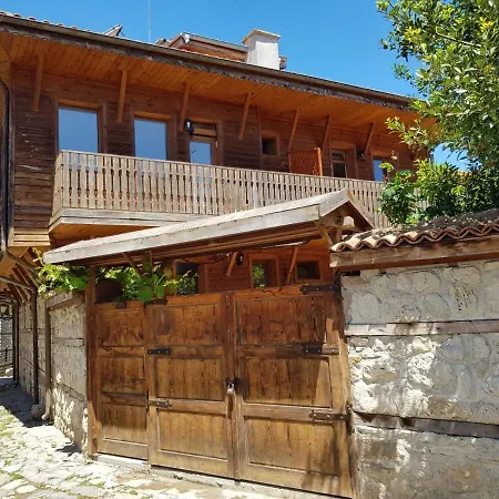 Nikoli - Traditional House Nesebar